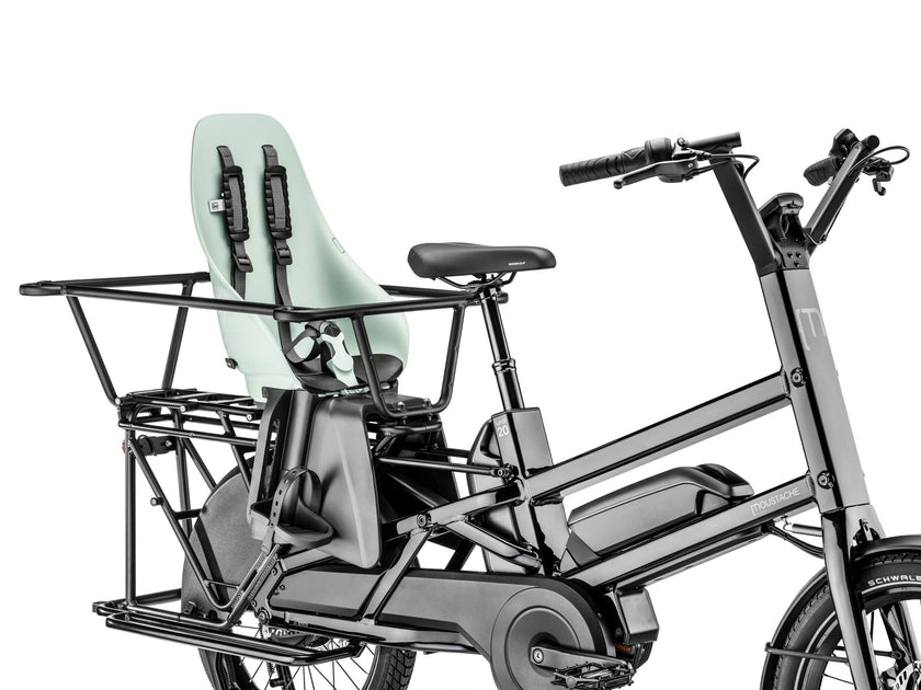 Electric bike with child seat clearance